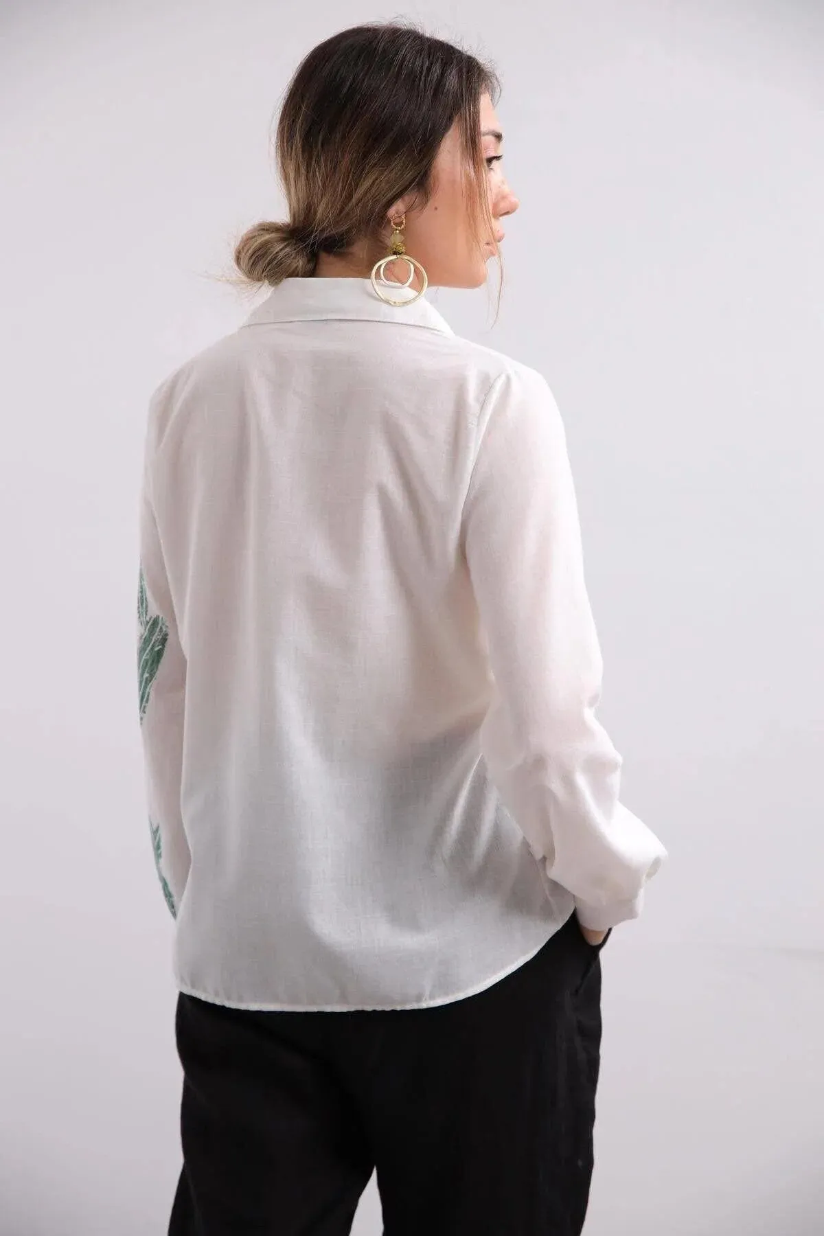 Frida Kahlo Print Blouse