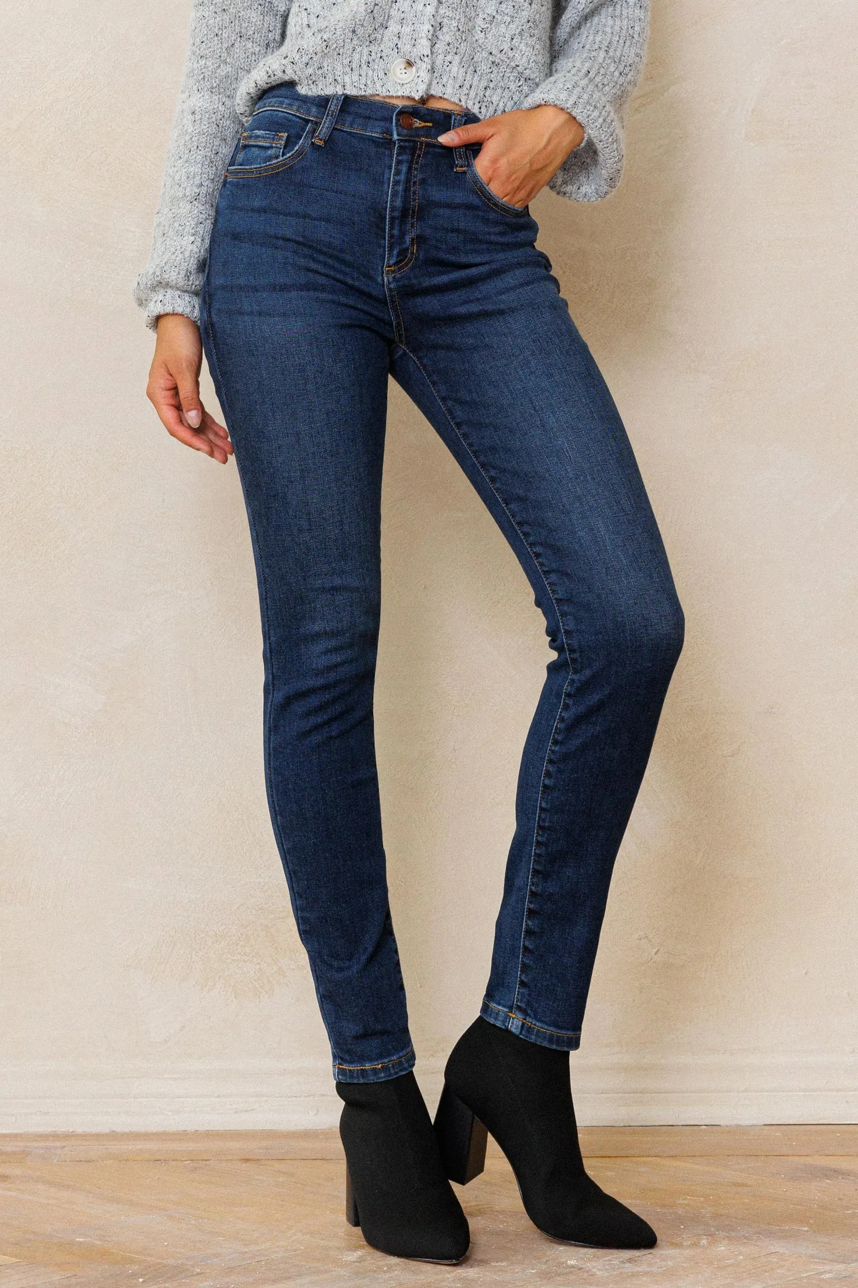 High Rise Classic Solid Skinny Jeans