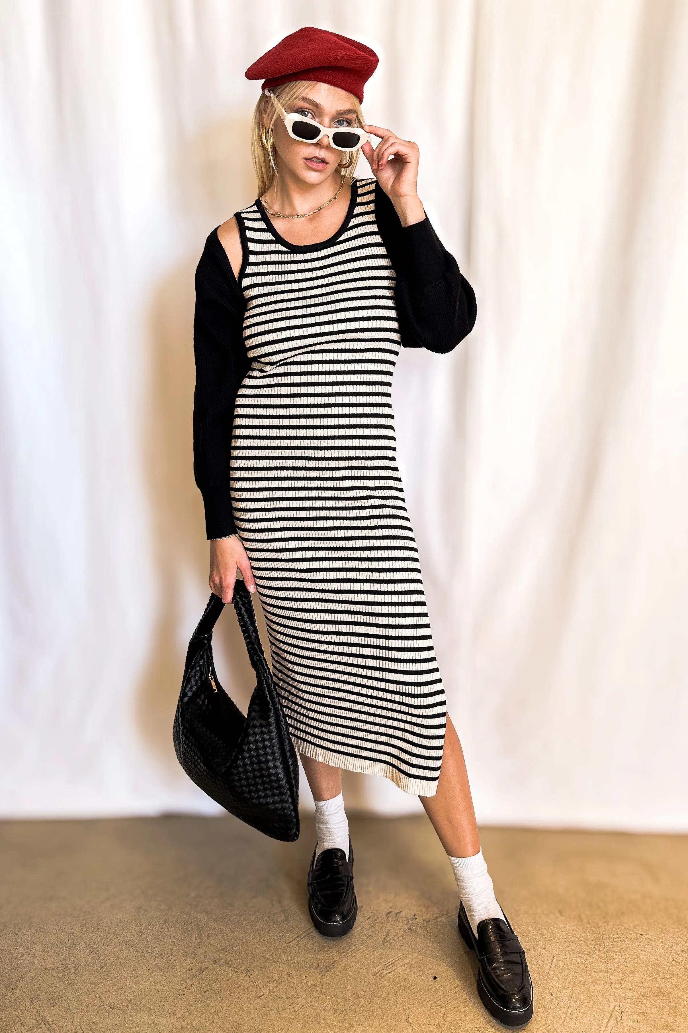 Knit Round Neck Fitted Midi Dress / Black/Natural