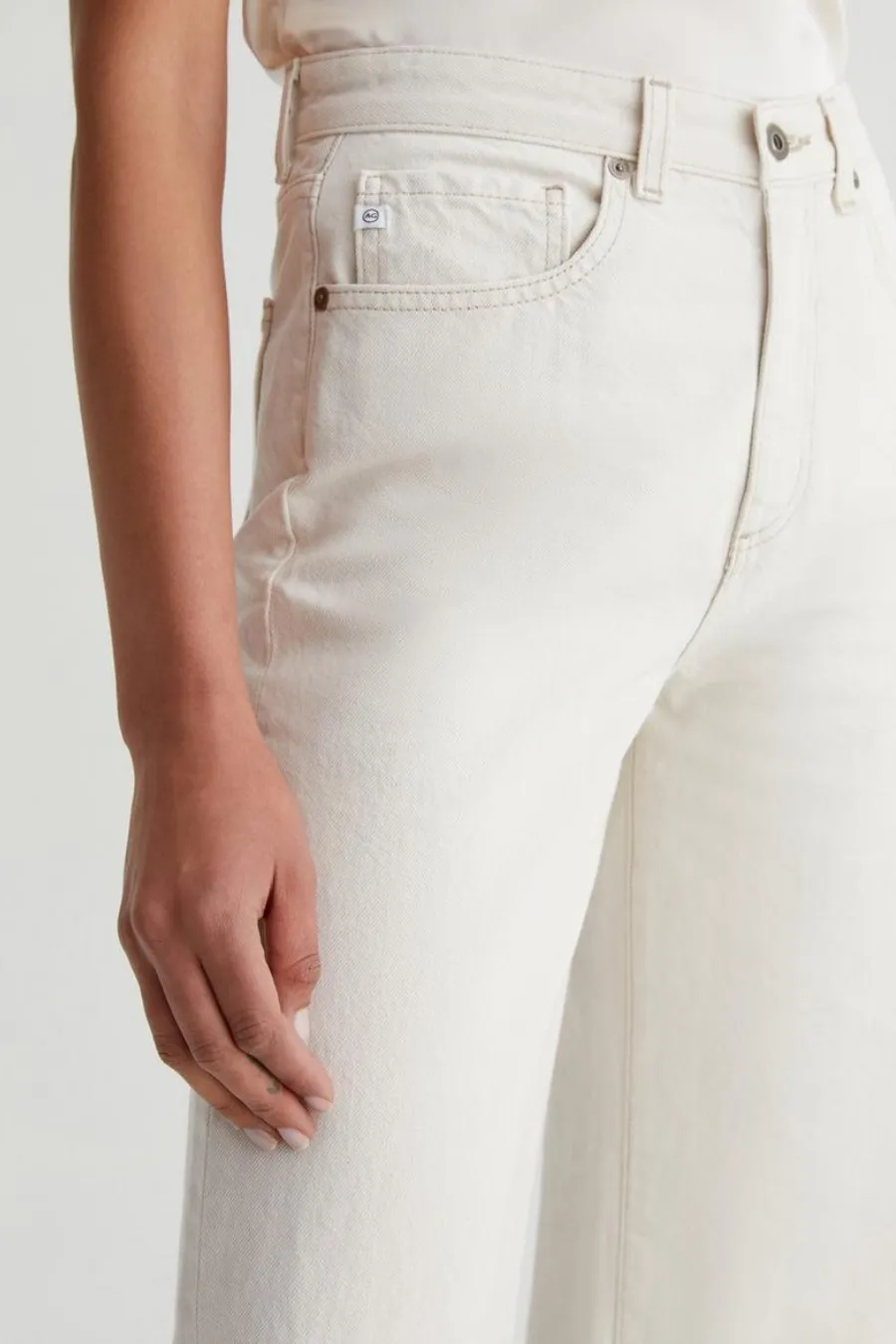 Kora Jean Pale Oak