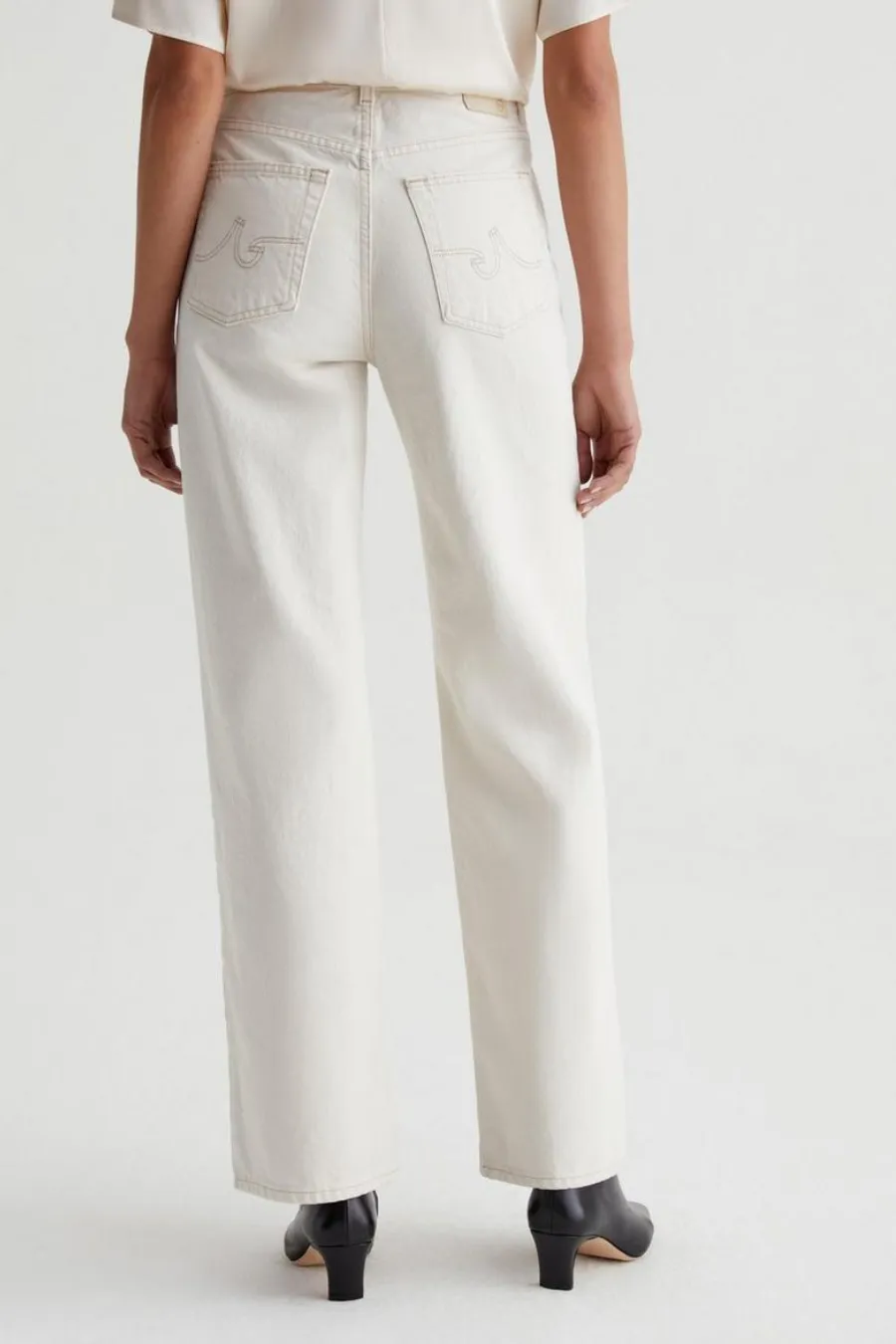 Kora Jean Pale Oak