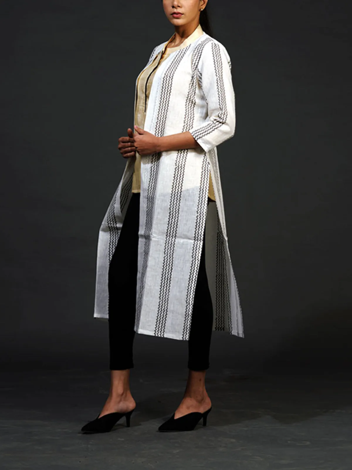 Linen Quarter Sleeve Shrug White