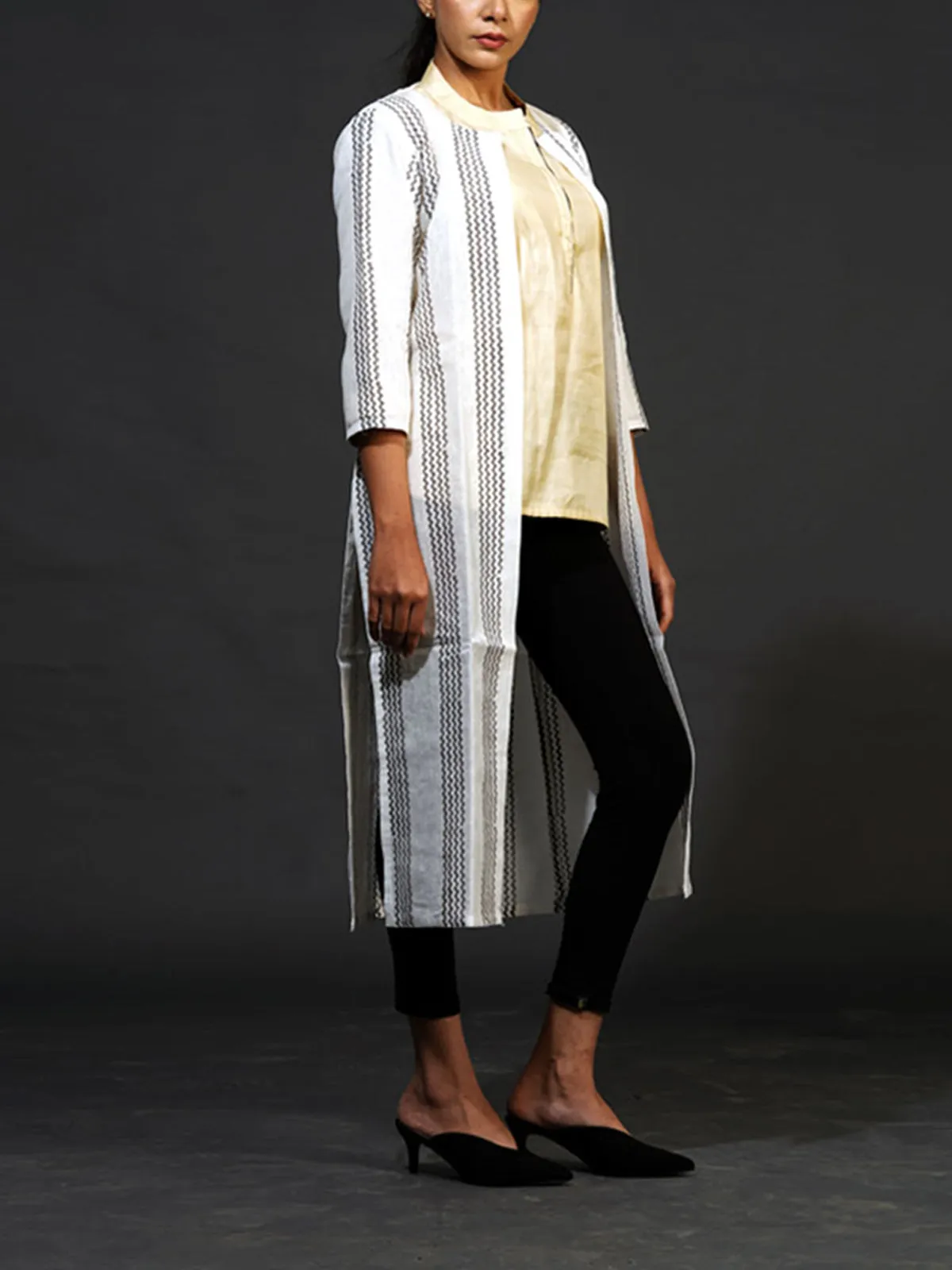 Linen Quarter Sleeve Shrug White