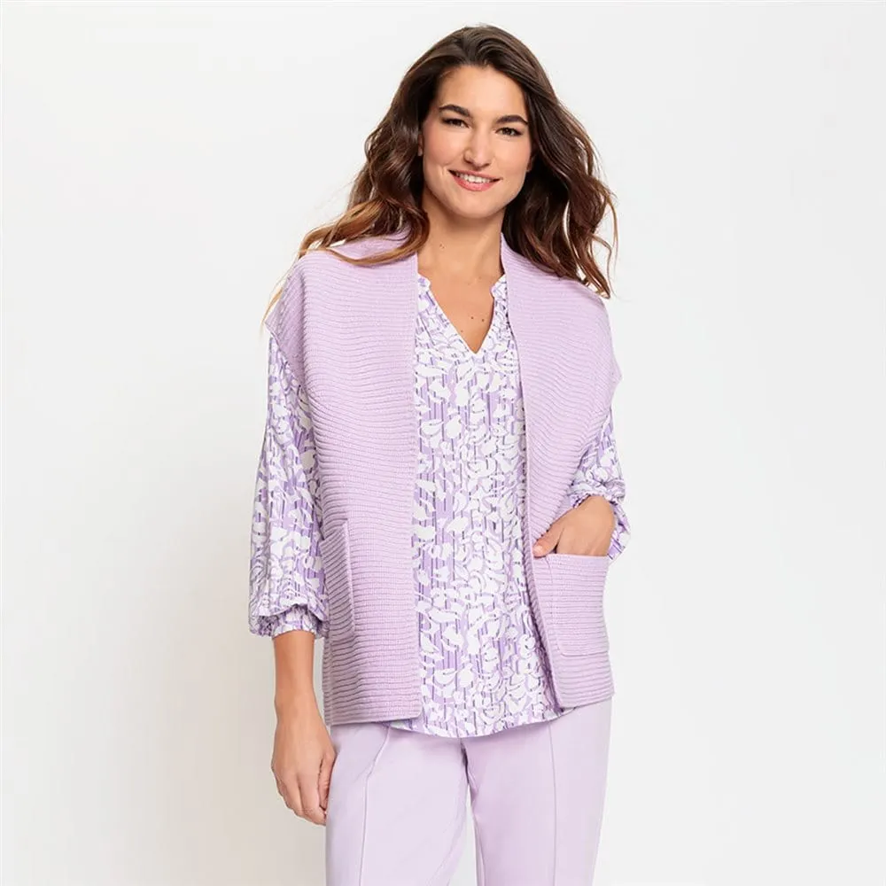 Olsen Slightly wider cut cardigan in Chloe fit with patch pockets in Lilac