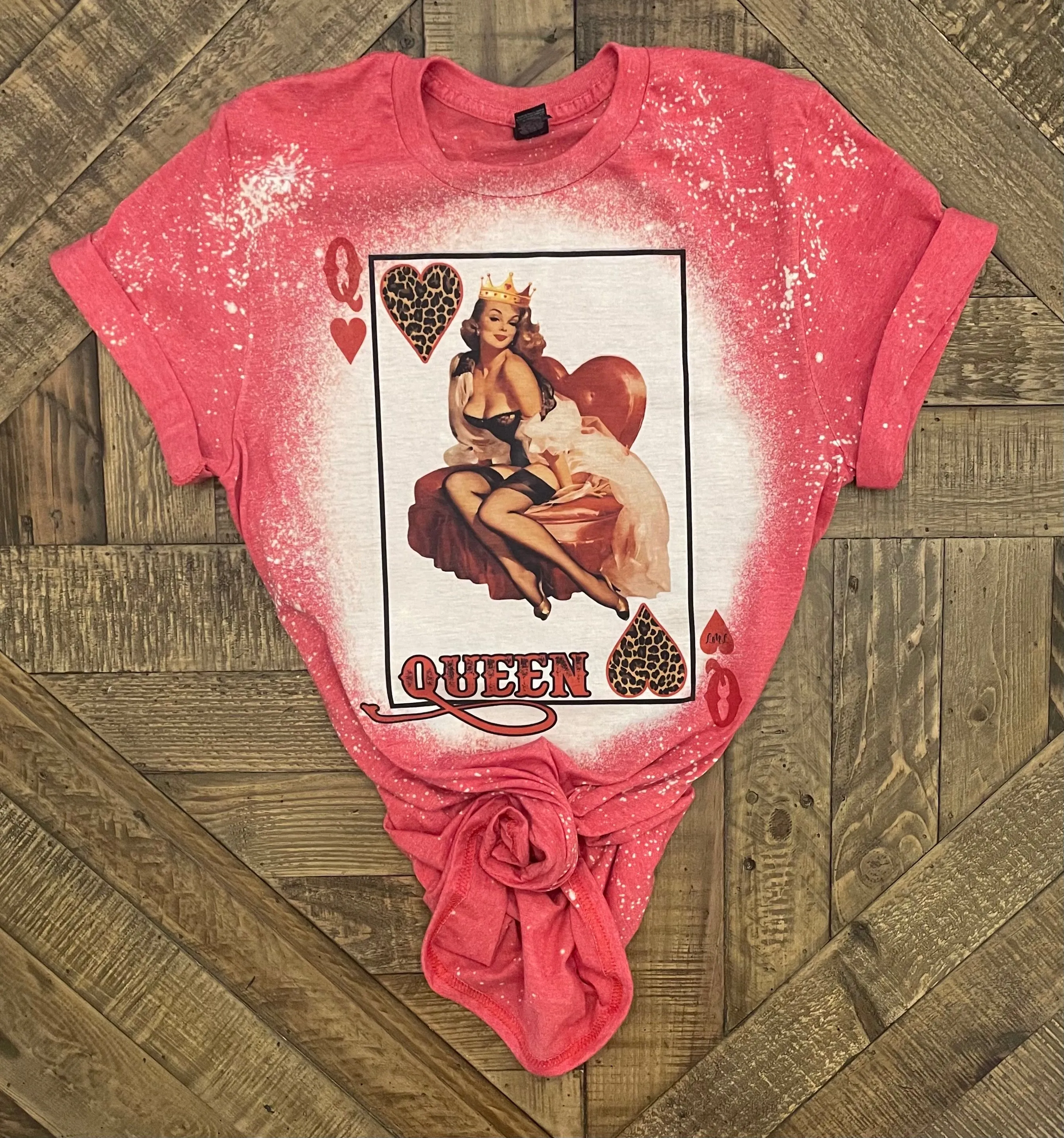 Queen of Hearts Tee