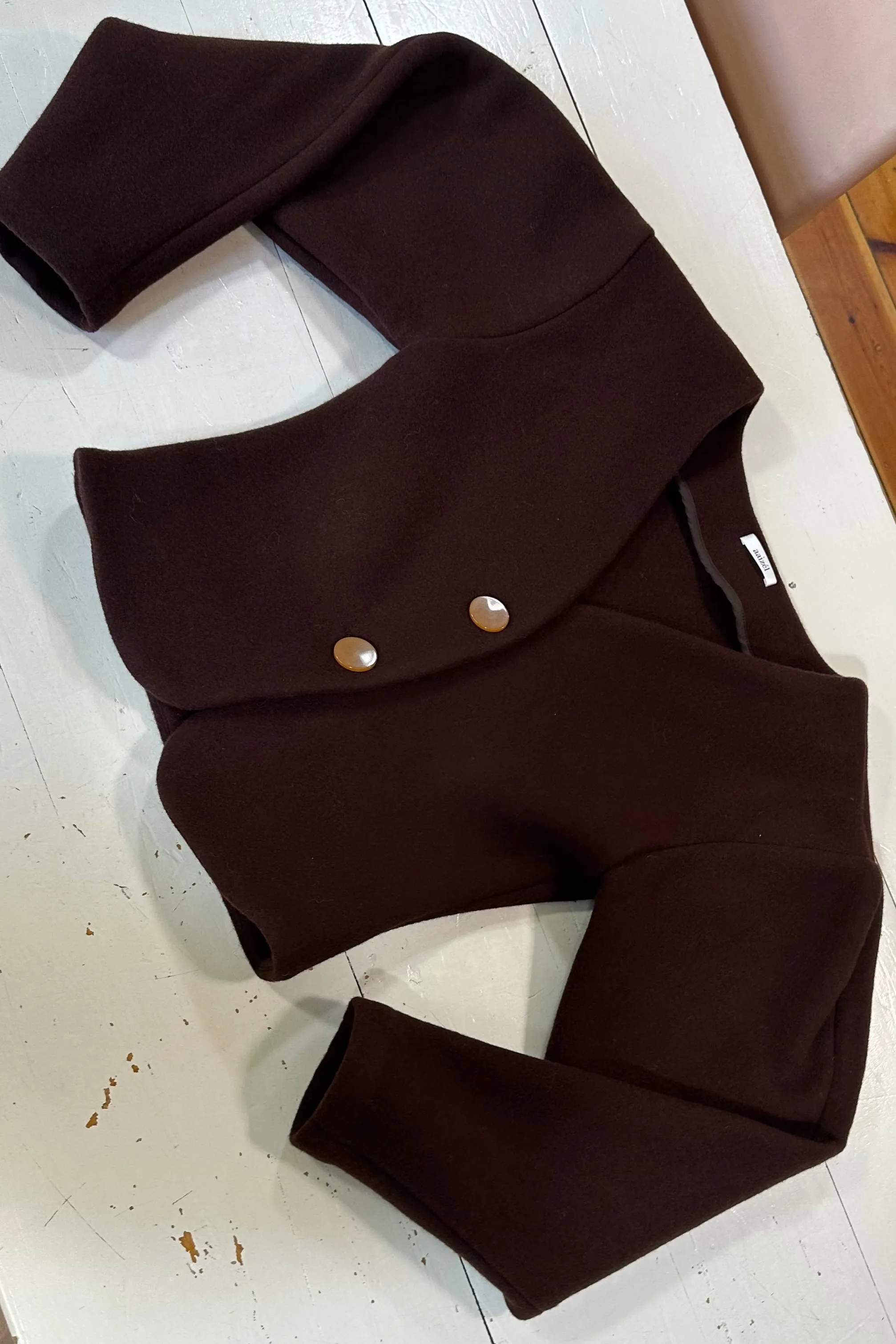 VOLUME SLEEVE CARDIGAN in CHOCOLATE